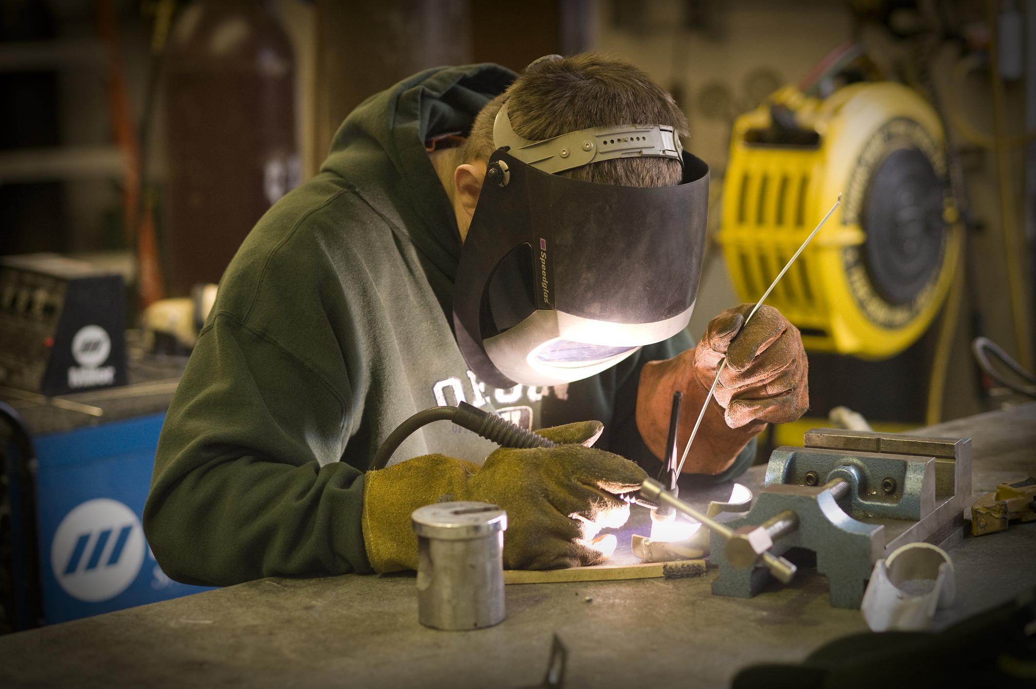 mechanical engineering labs